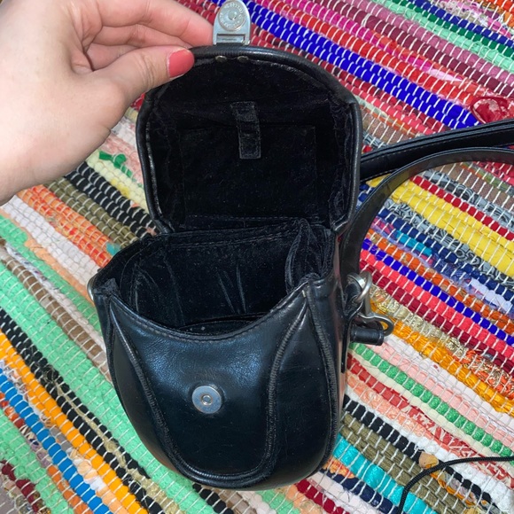 HC 2000 Focus Free Camera with Kodak Camera bag - Picture 5 of 9